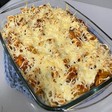 Macarrones boloñesa con queso