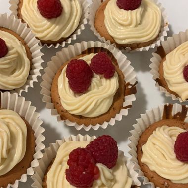 Cupcakes con frosting de queso crema